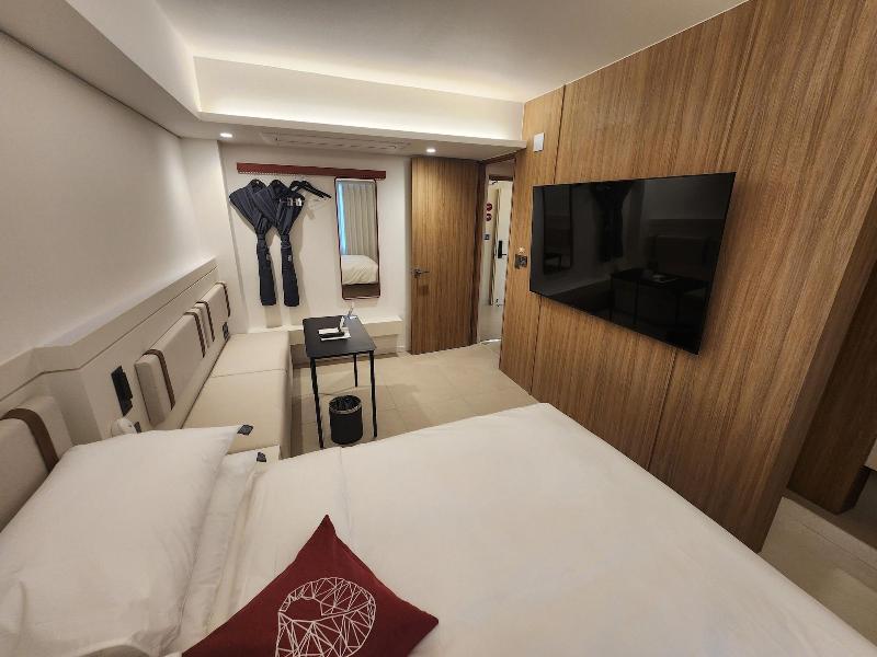 Seoul Inn Hotel By The Designers image