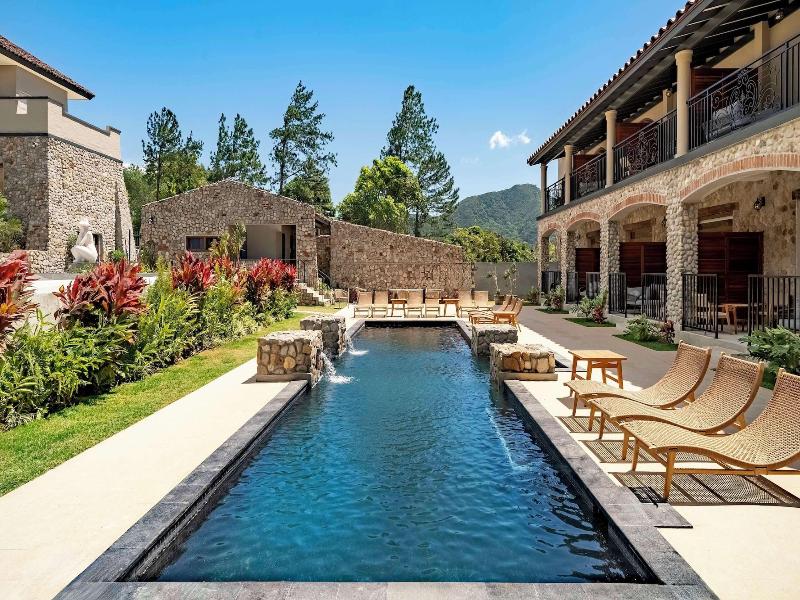 Hotel La Compania Del Valle image