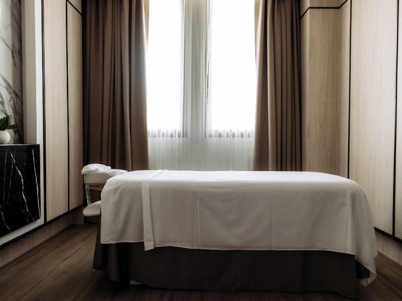 Souphattra Hotel Vientiane image