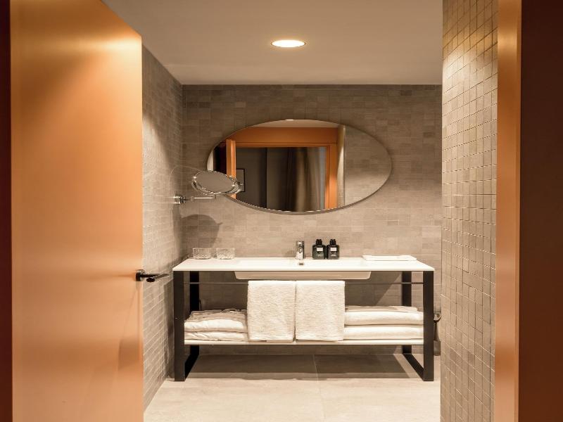 Mercer Residences Sevilla image