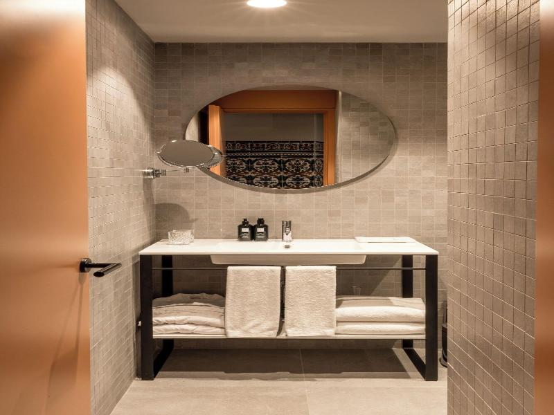 Mercer Residences Sevilla image