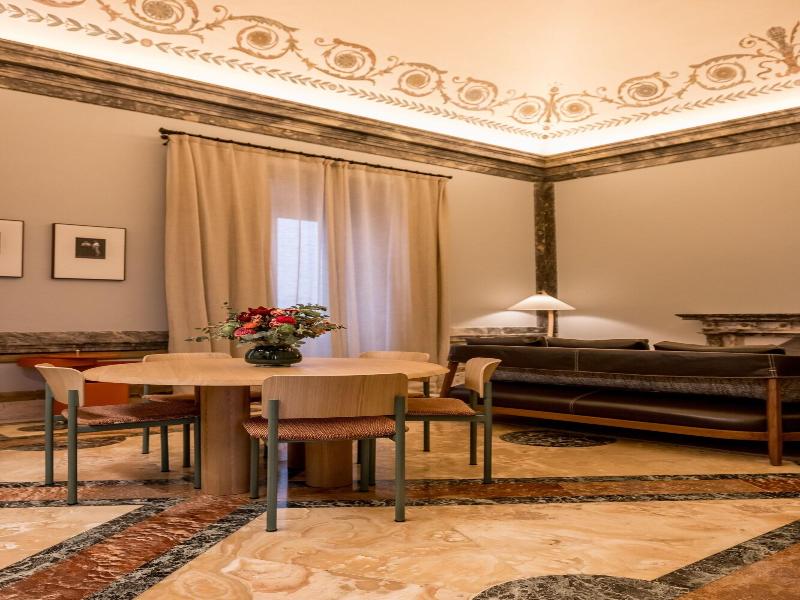 Mercer Residences Sevilla image