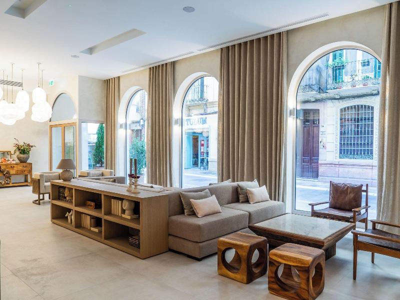 Hotel Well And Come Malaga image