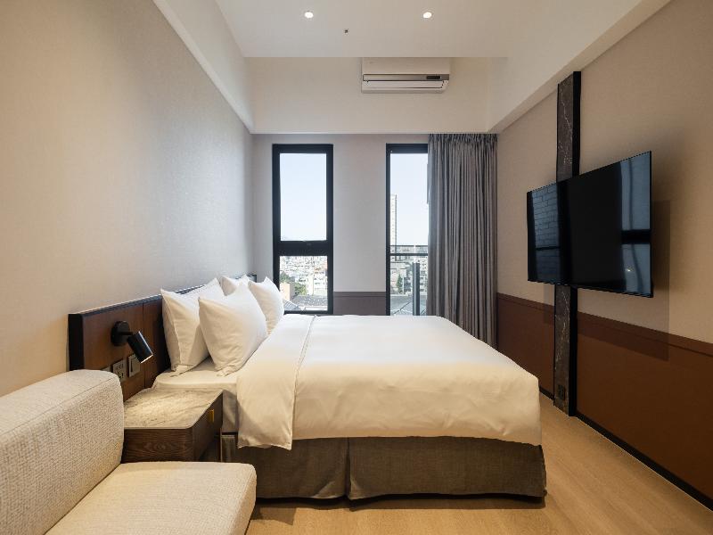 Boutech Hotel Banqiao Yellowstone image