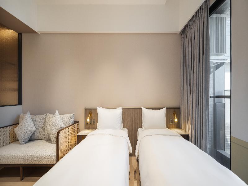 Boutech Hotel Banqiao Yellowstone image