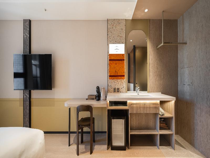 Boutech Hotel Banqiao Yellowstone image