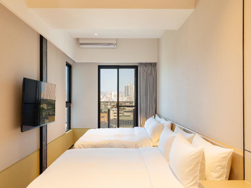 Boutech Hotel Banqiao Yellowstone image