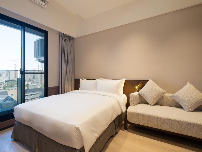 Boutech Hotel Banqiao Yellowstone image