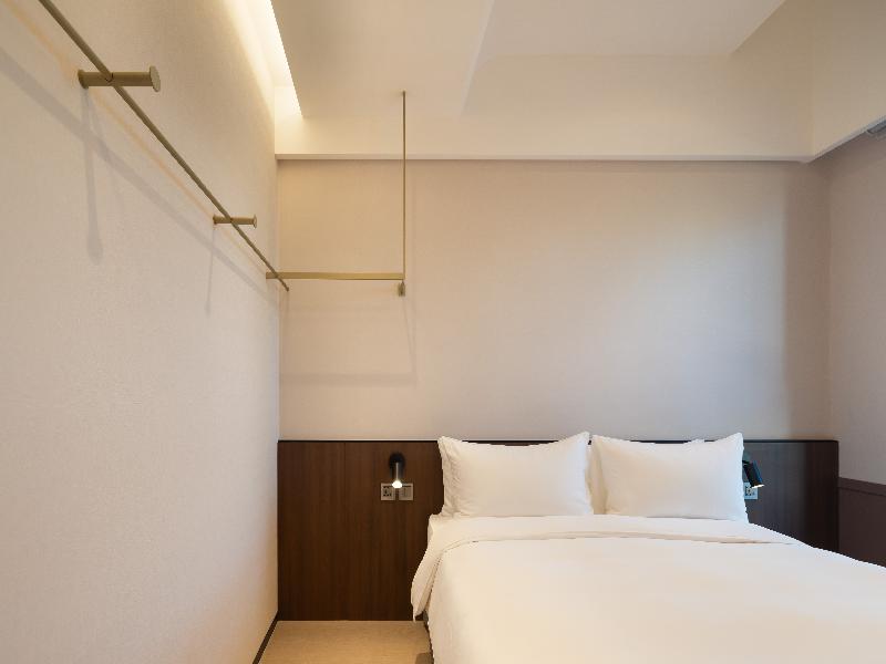 Boutech Hotel Banqiao Yellowstone image
