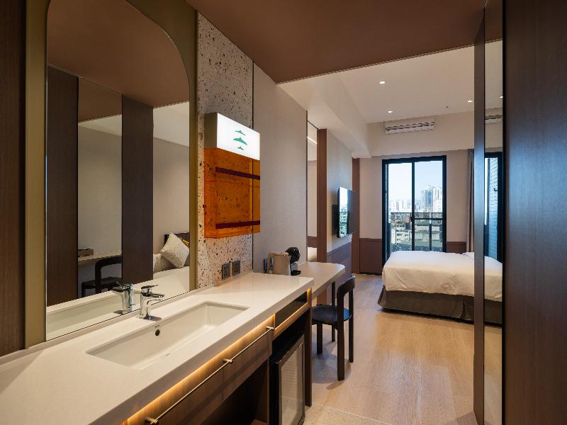 Boutech Hotel Banqiao Yellowstone image