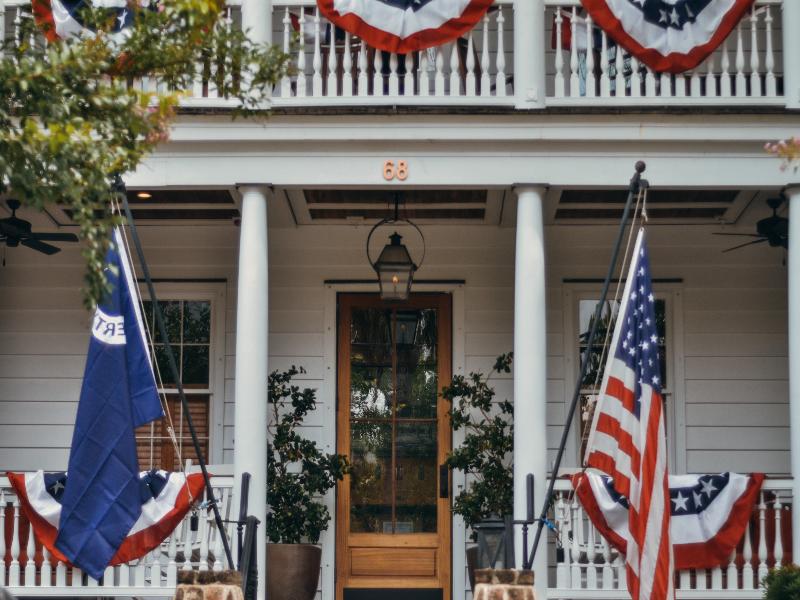 The Charlestonian — general view