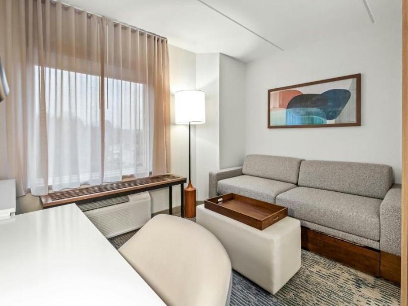 Springhill Suites By Marriott Pittsburgh Airport image