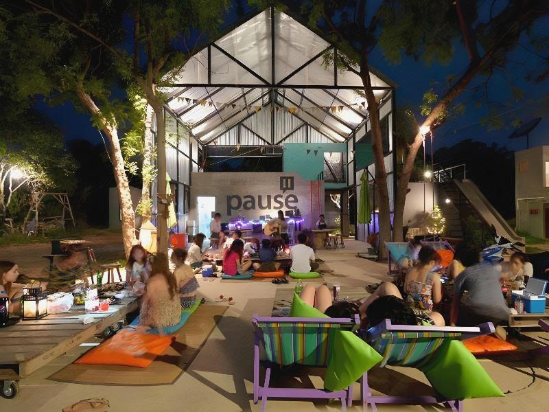 Pause Resort Bar — photo 20