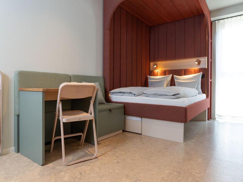 Cocoon Theresienwiese image