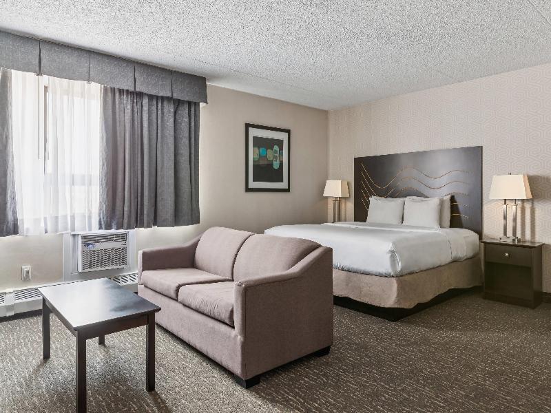 Radisson Hotel & Conference Centre West Edmonton image