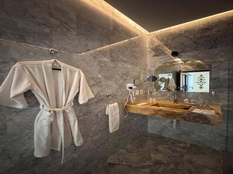 BELOVA LUXURY HOTEL image