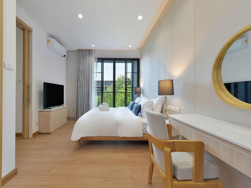 Sens Hotel image