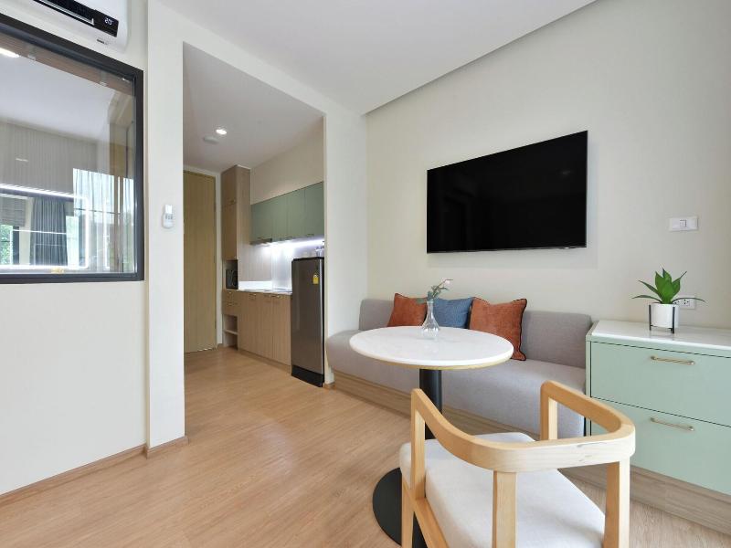 Sens Hotel image