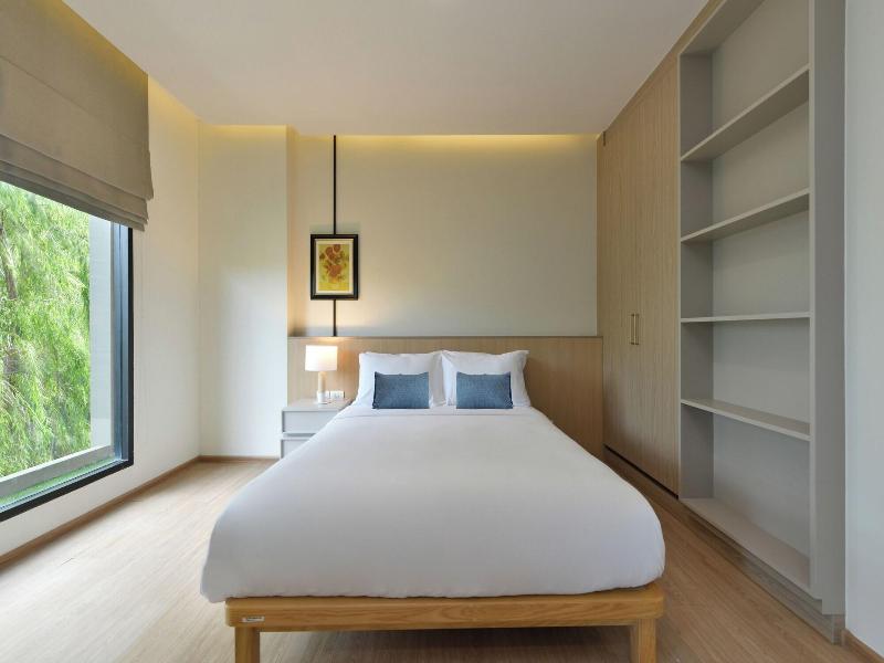 Sens Hotel image