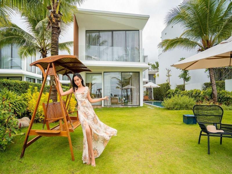 Royal Beachfront Resort Danang image