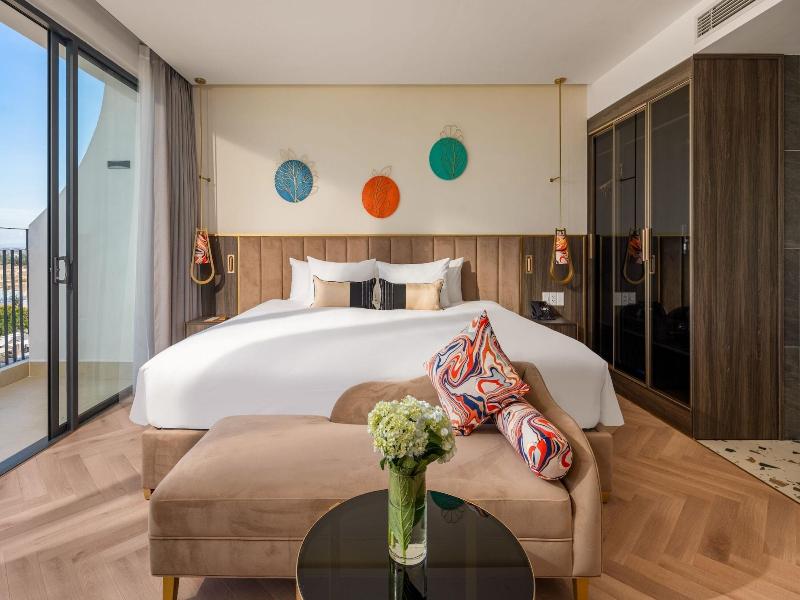 Royal Beachfront Resort Danang image