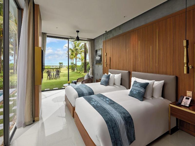 Royal Beachfront Resort Danang image
