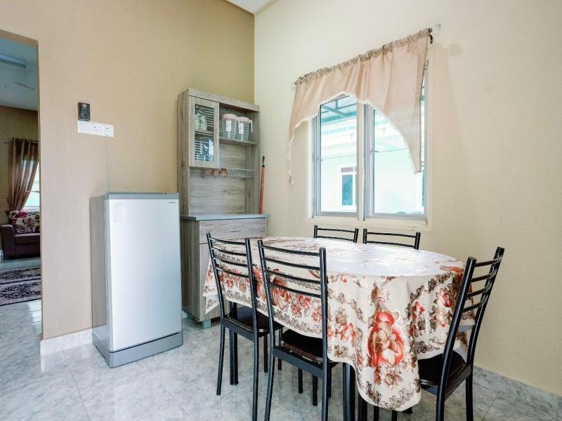 Oyo 91271 Cik Ein Homestay image