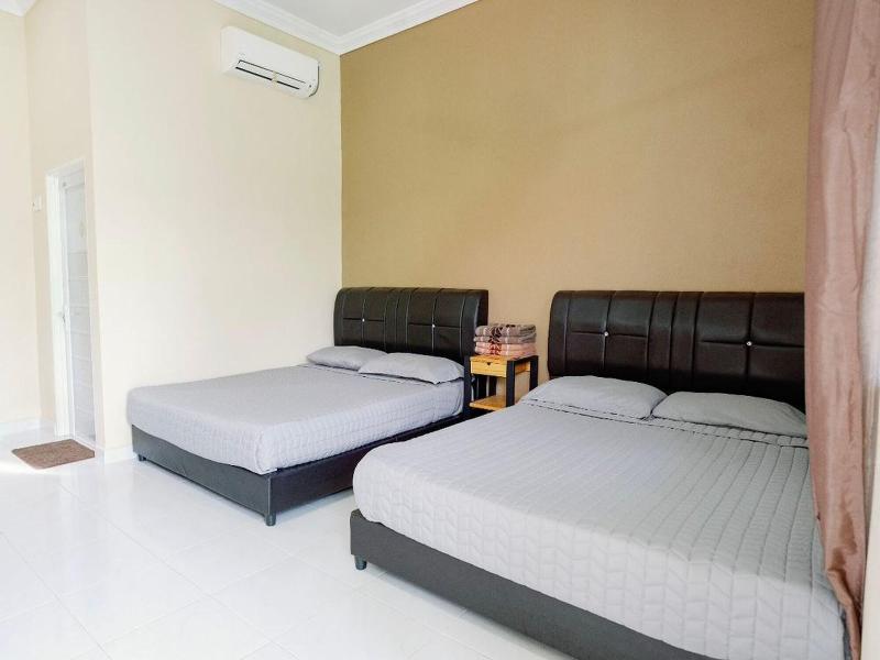 Oyo 91271 Cik Ein Homestay image