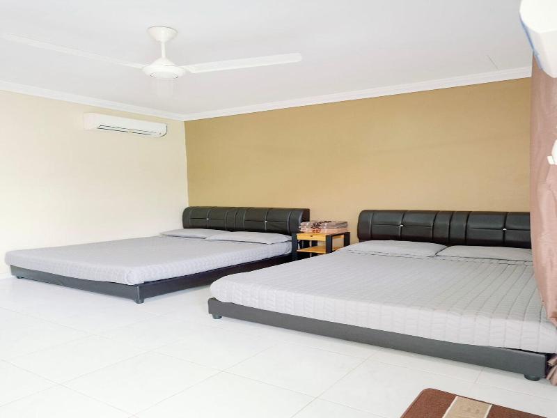 Oyo 91271 Cik Ein Homestay image