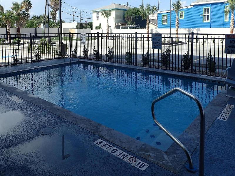 Seabreeze Hotel An Ascend Collection Hotel image