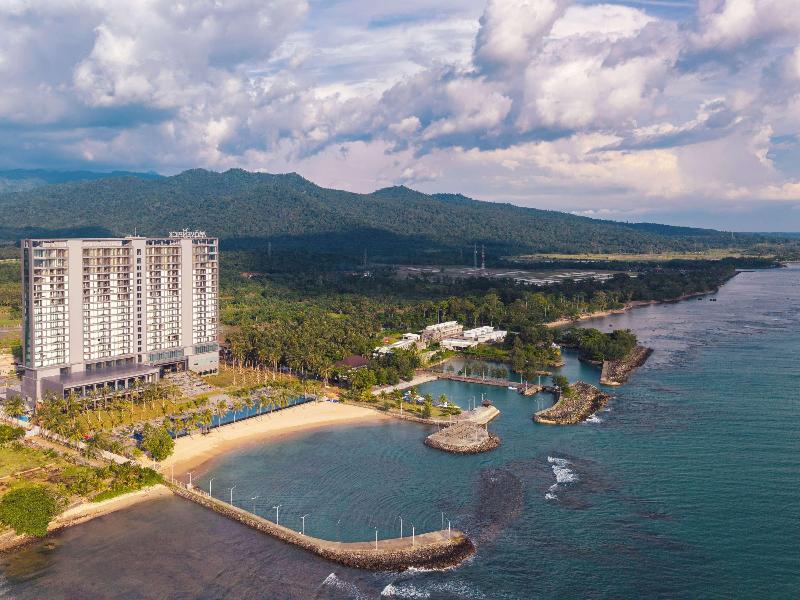 Mövenpick Resort Carita image