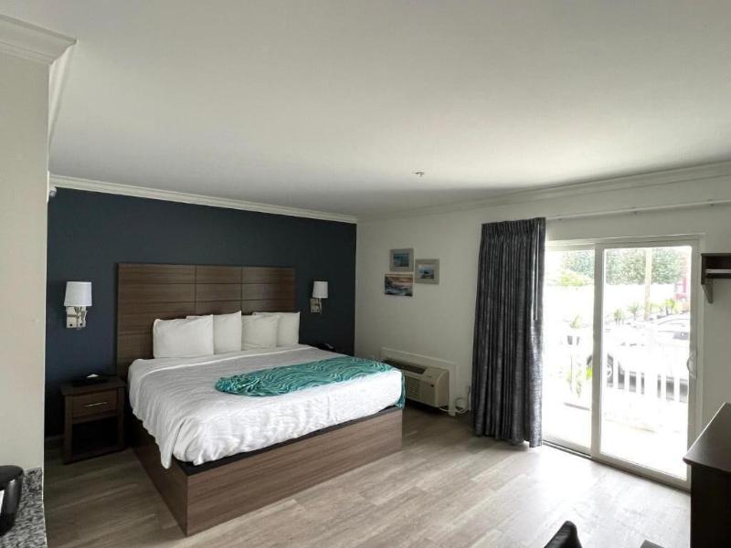 Le Voyageur Motel image