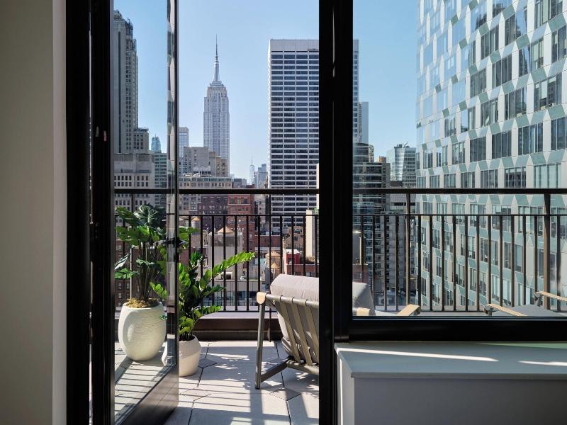 Kimpton Era Midtown New York By Ihg image