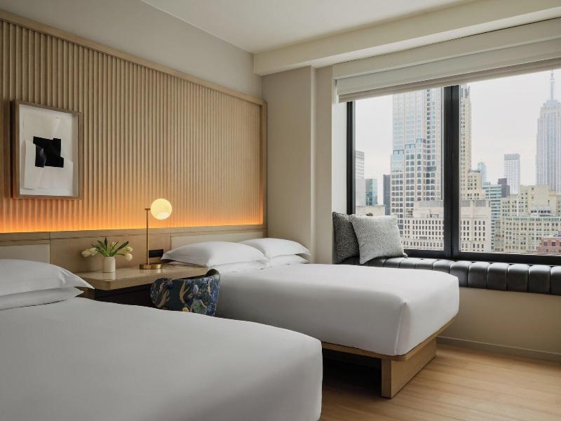 Kimpton Era Midtown New York By Ihg image