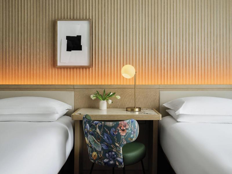 Kimpton Era Midtown New York By Ihg image