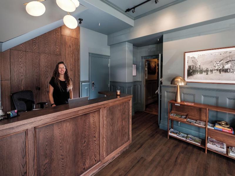 Kaslo Hotel
