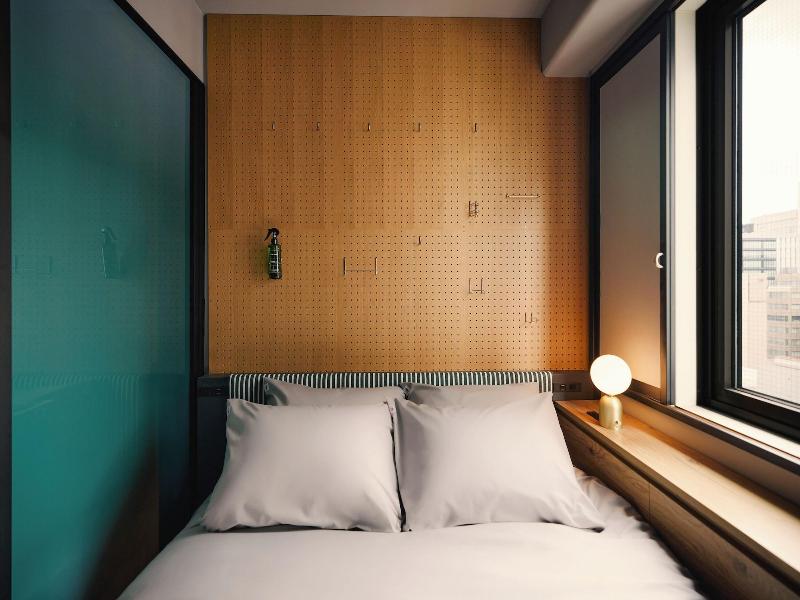 Base Layer Hotel Nagoya Nishiki image