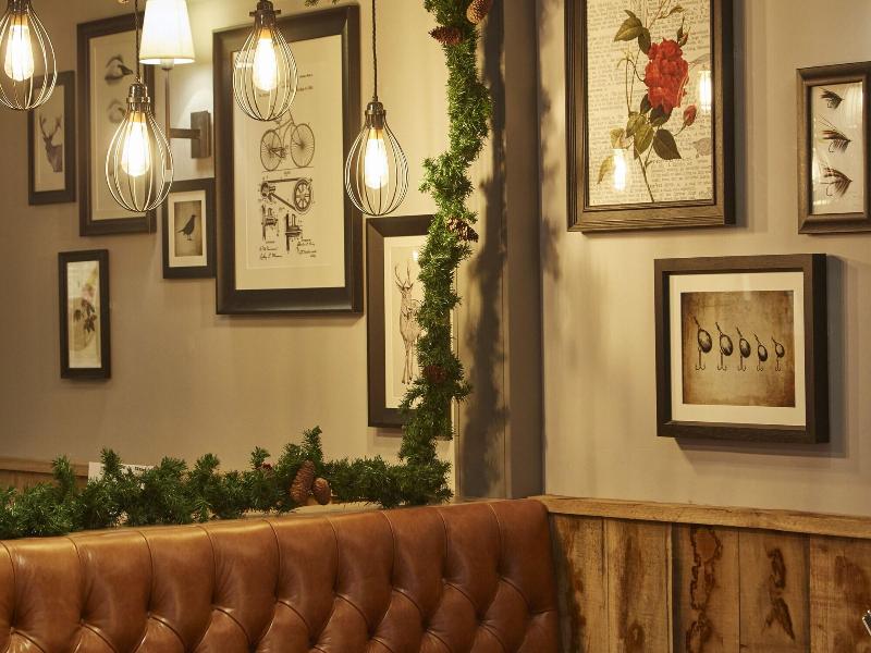 Swan Hotel By Greene King Inns image