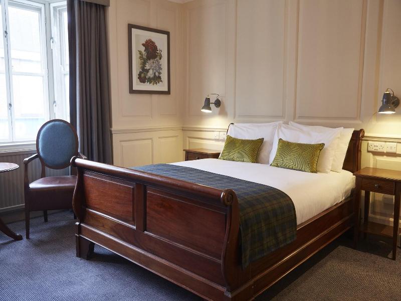 Swan Hotel By Greene King Inns image