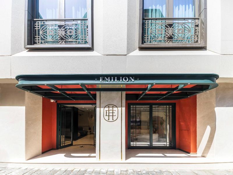 Emilion Hotel image