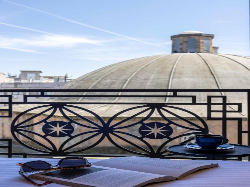 Emilion Hotel image