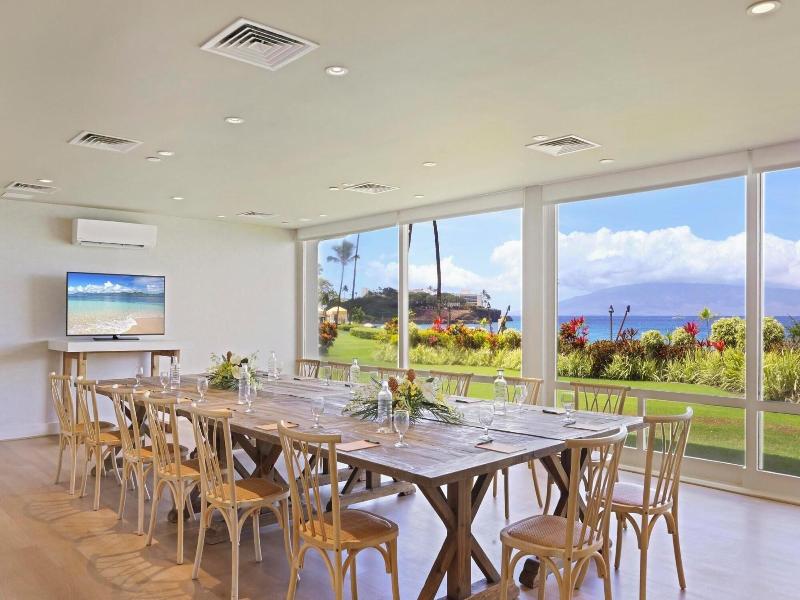 Royal Lahaina Bungalows Spa