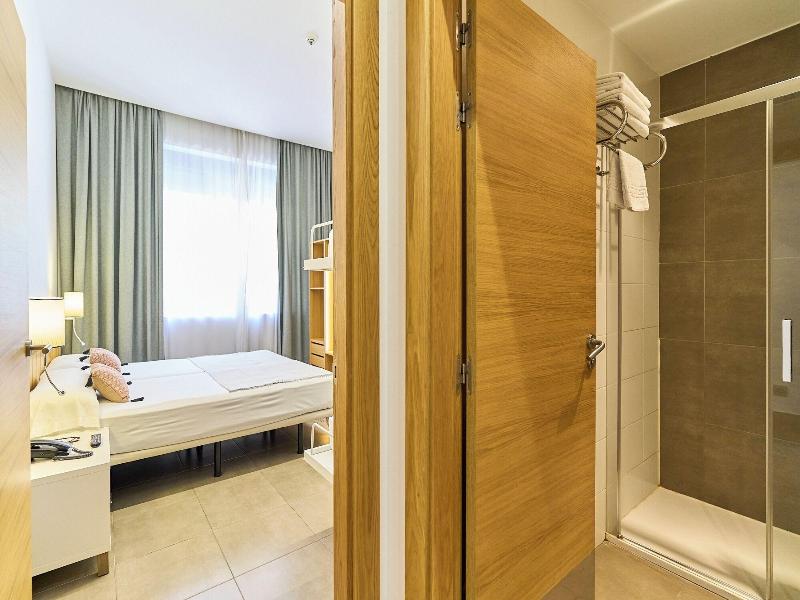 The Book Factory Hostel By Gaiarooms image