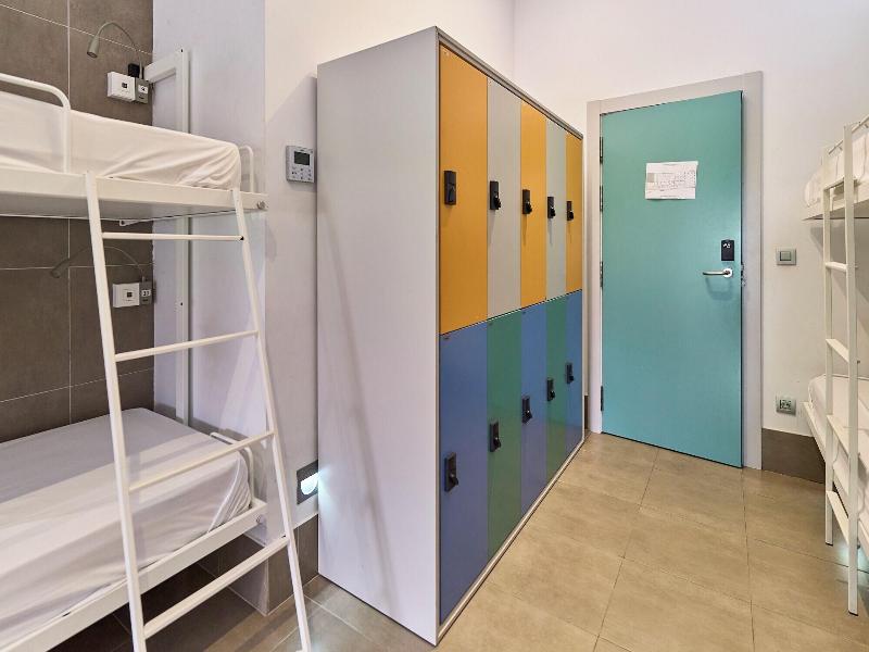 The Book Factory Hostel By Gaiarooms image