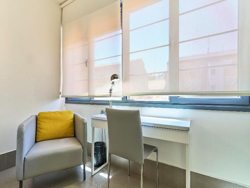 The Book Factory Hostel By Gaiarooms image