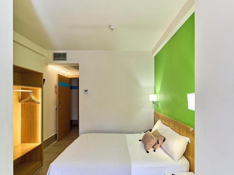 The Book Factory Hostel By Gaiarooms image