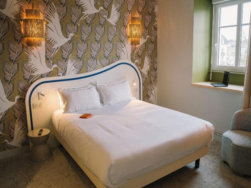 Hotel Les Grands Voyageurs image