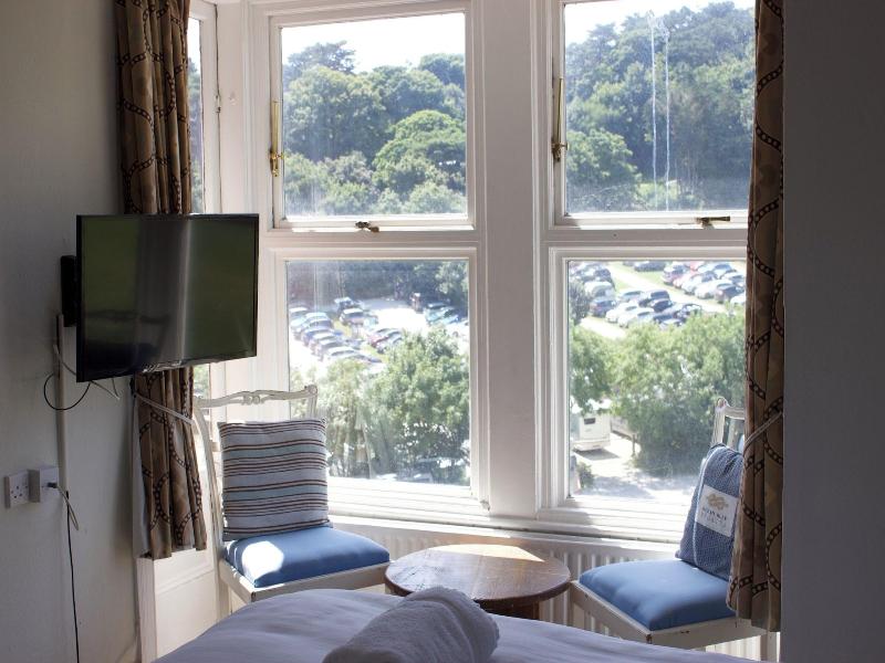 Durdle Door Hotel image