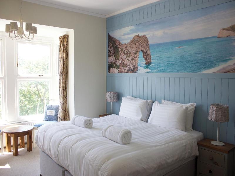 Durdle Door Hotel image