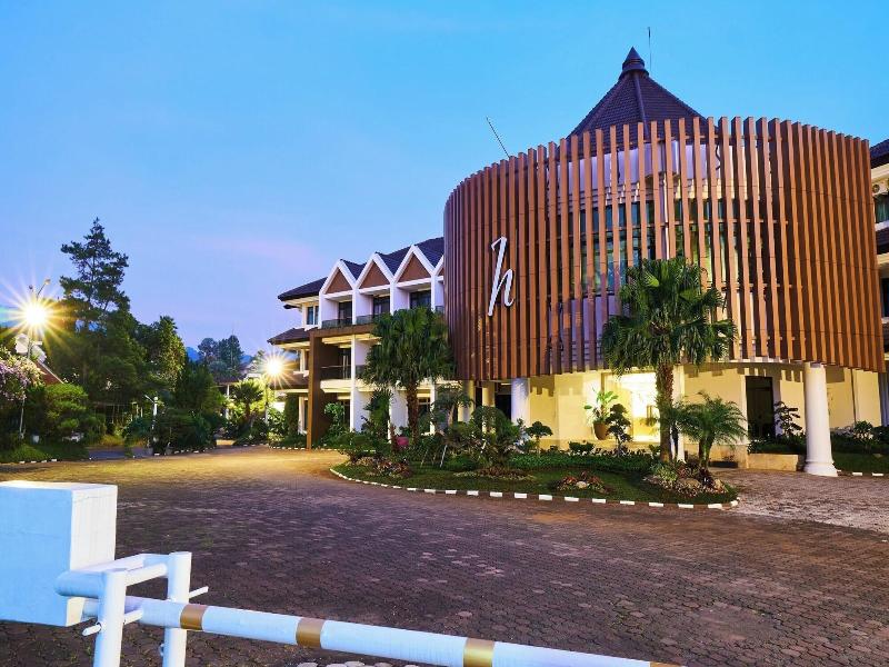 Horison Resort Tulip Puncak image